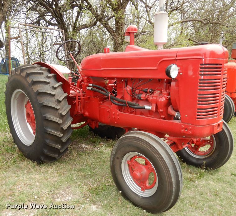 image for item DK1806 International Harvester W6  tractor