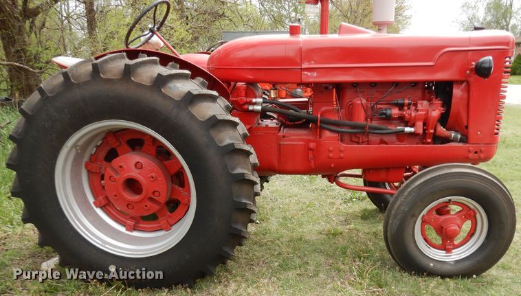 image for item DK1806 International Harvester W6  tractor