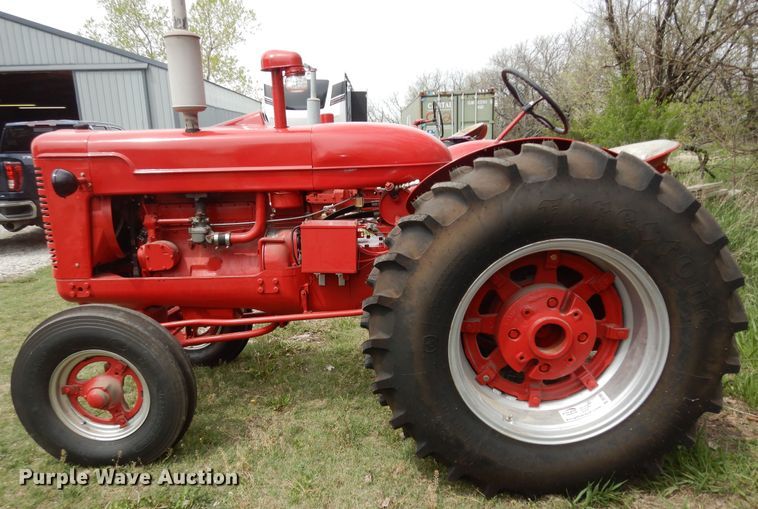 image for item DK1806 International Harvester W6  tractor