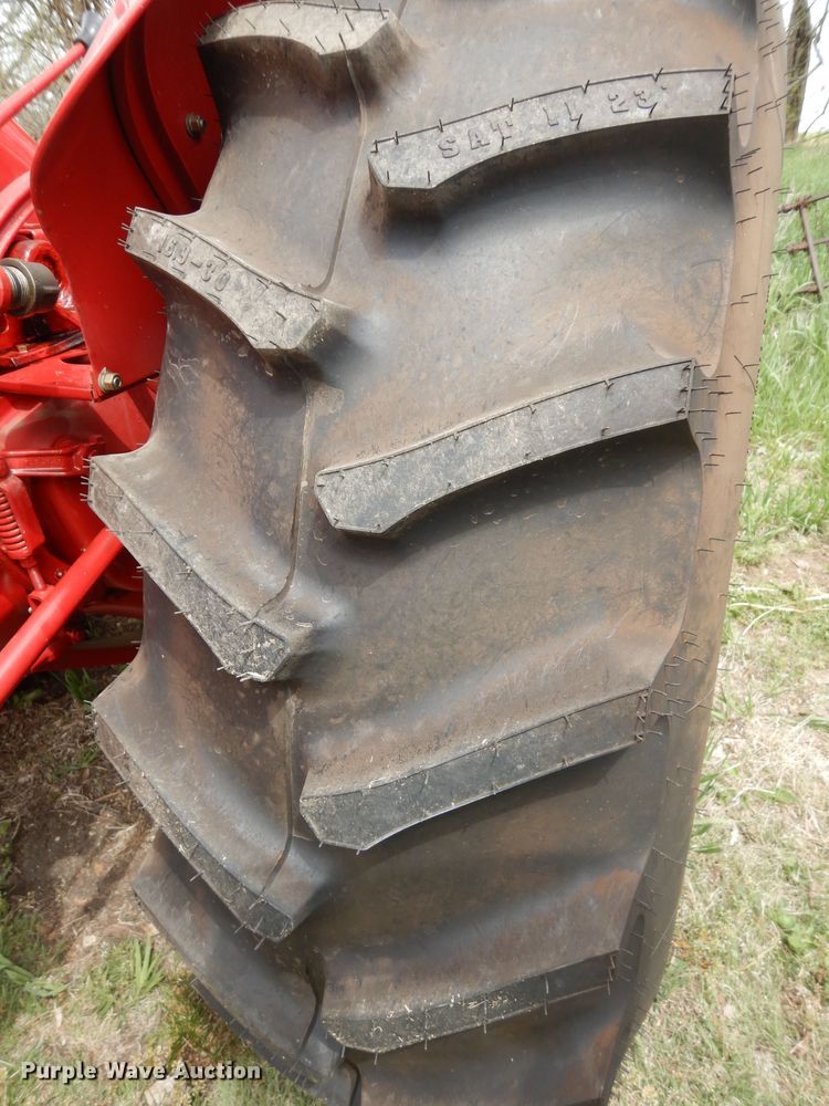 image for item DK1806 International Harvester W6  tractor