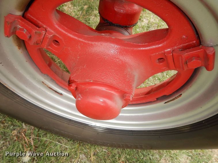 image for item DK1806 International Harvester W6  tractor