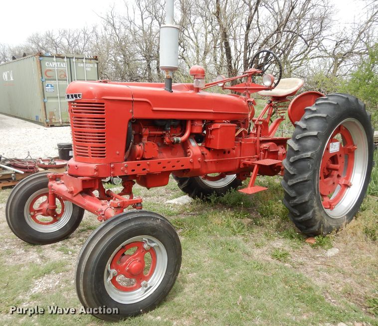 image for item DK1807 International Farmall H  tractor