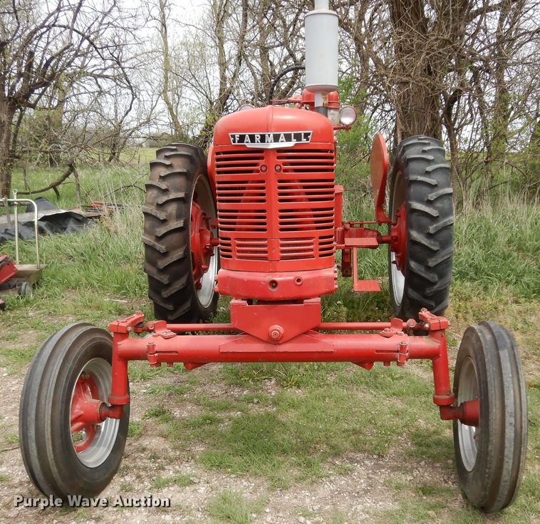 image for item DK1807 International Farmall H  tractor