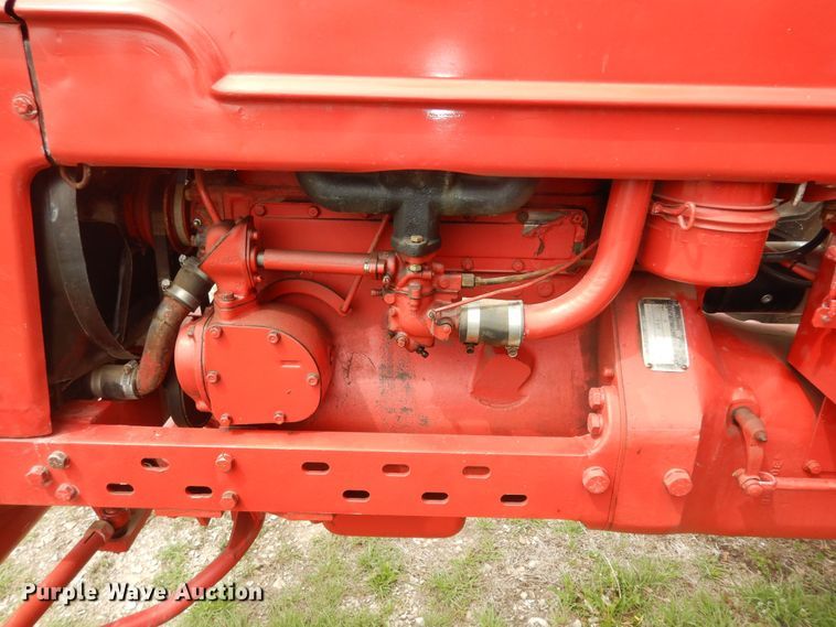 image for item DK1807 International Farmall H  tractor