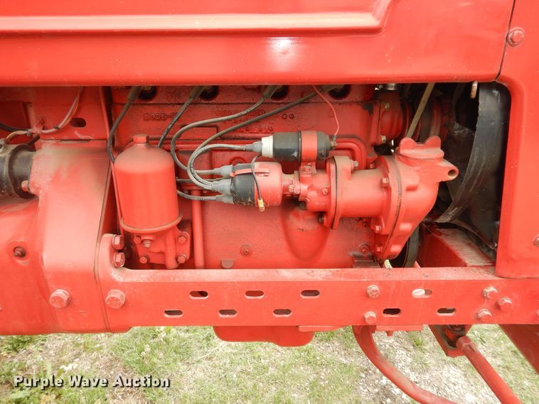 image for item DK1807 International Farmall H  tractor