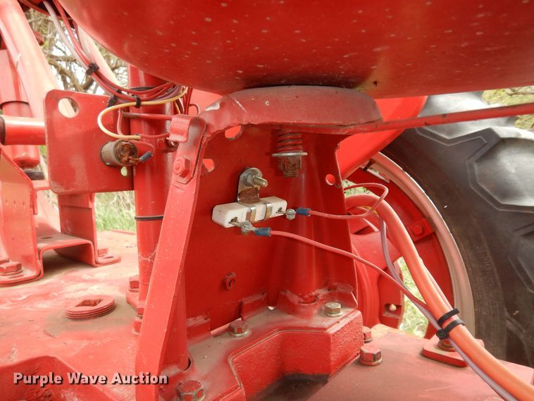 image for item DK1807 International Farmall H  tractor
