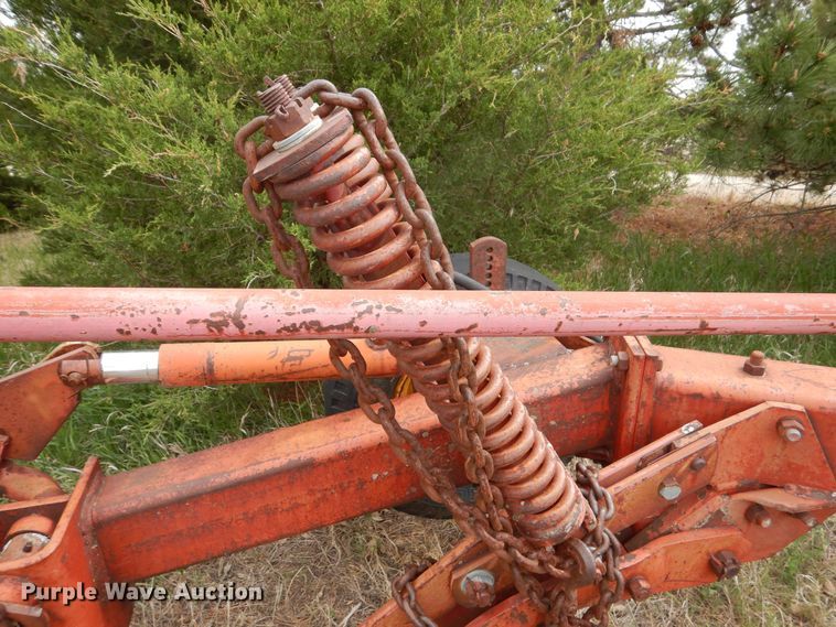 image for item DK1903 Massey Ferguson 880  six bottom plow