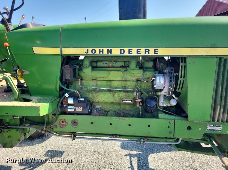 image for item DO3654 1977 John Deere 2840  tractor