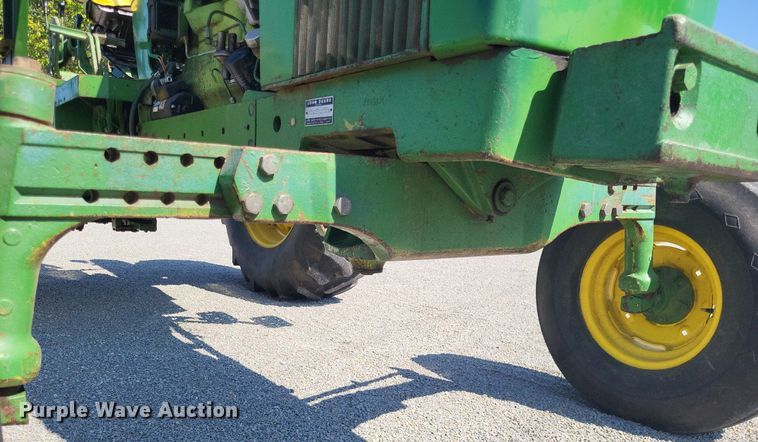 image for item DO3654 1977 John Deere 2840  tractor