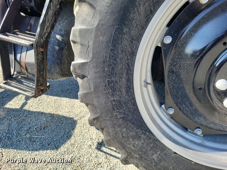 image for item DO3655 1997 Case IH 5230  MFWD tractor