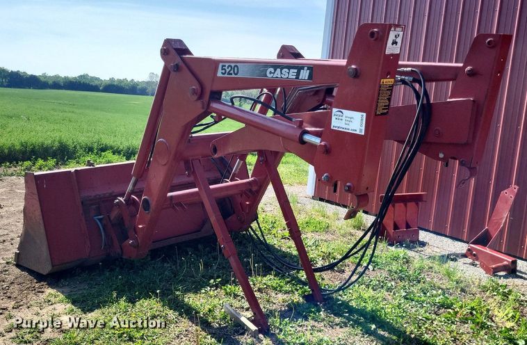 image for item DO3656 Case IH 520  loader