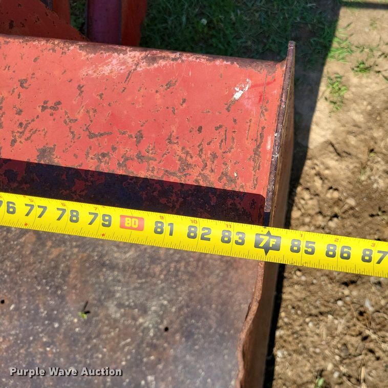 image for item DO3656 Case IH 520  loader