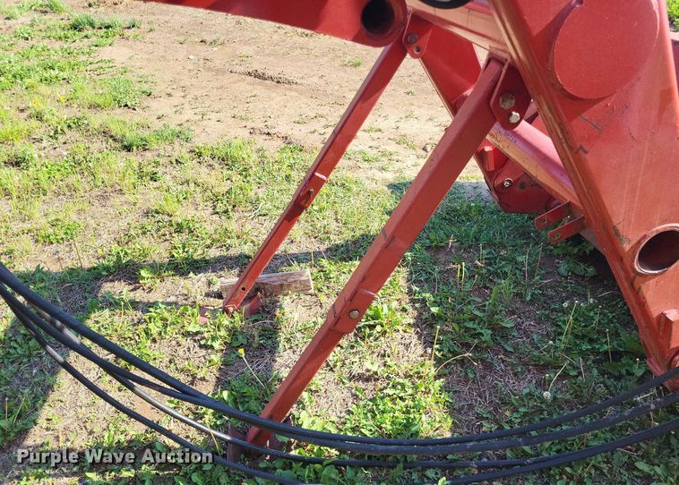 image for item DO3656 Case IH 520  loader