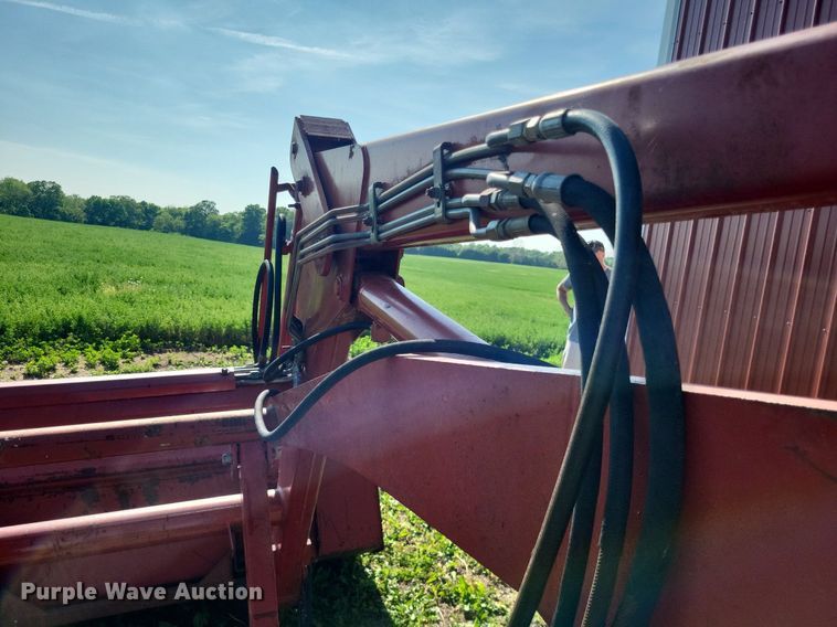 image for item DO3656 Case IH 520  loader
