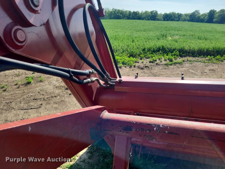 image for item DO3656 Case IH 520  loader