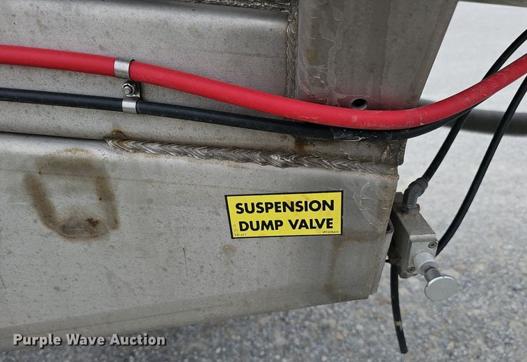 image for item DO4350 2016 Polar  tank trailer