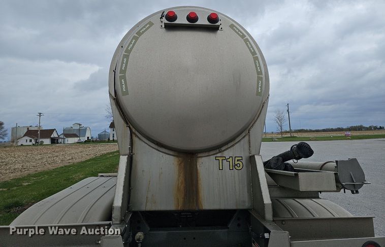 image for item DO4350 2016 Polar  tank trailer
