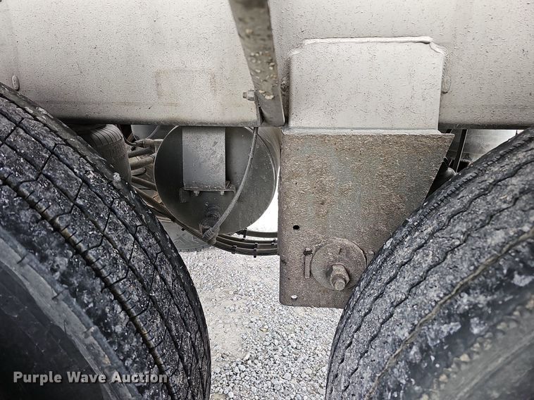 image for item DO4350 2016 Polar  tank trailer