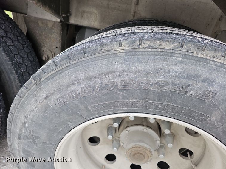 image for item DO4350 2016 Polar  tank trailer