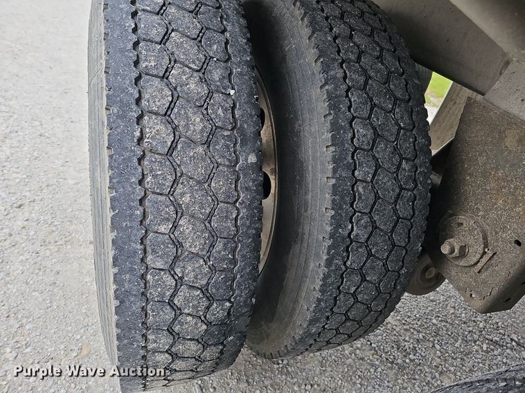 image for item DO4350 2016 Polar  tank trailer