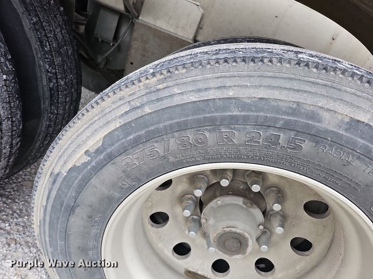 image for item DO4350 2016 Polar  tank trailer