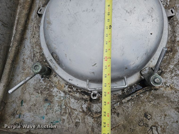 image for item DO4354 1983 Walker Stainless Equipment  tank trailer