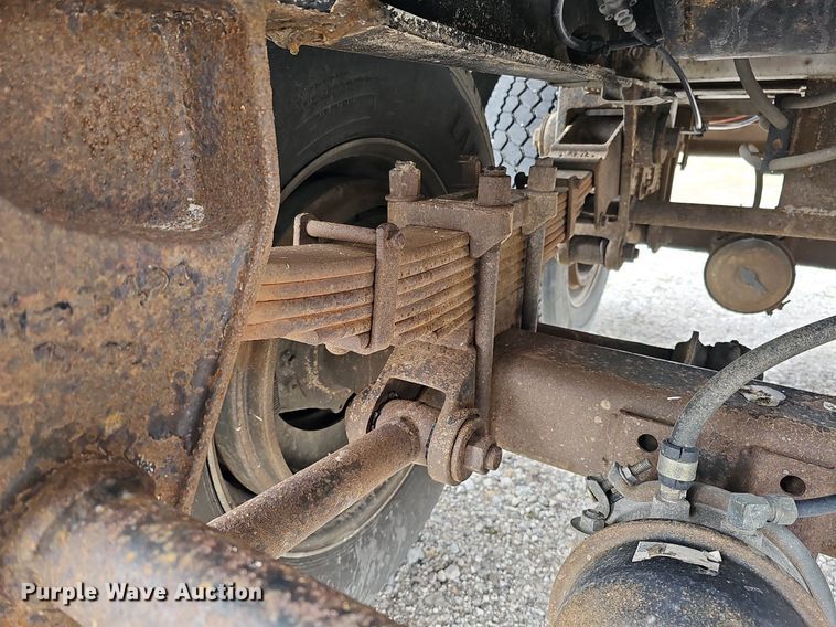 image for item DO4354 1983 Walker Stainless Equipment  tank trailer