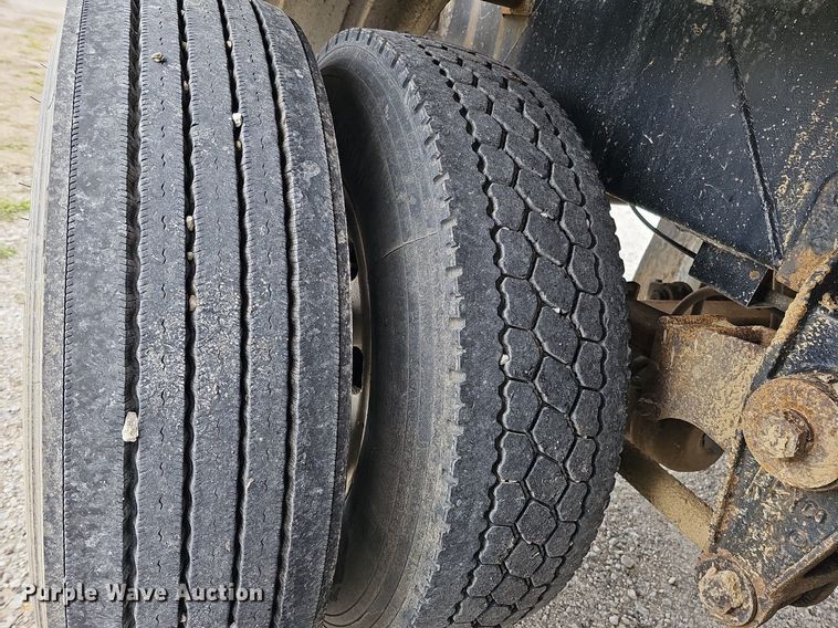 image for item DO4354 1983 Walker Stainless Equipment  tank trailer