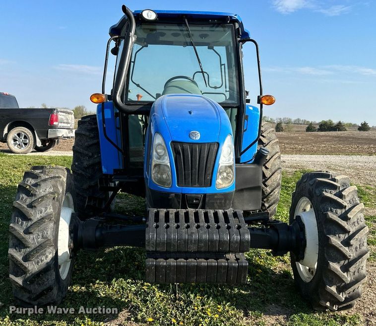 image for item DO4922 New Holland T5070  MFWD tractor