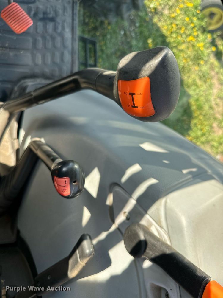 image for item DO4922 New Holland T5070  MFWD tractor