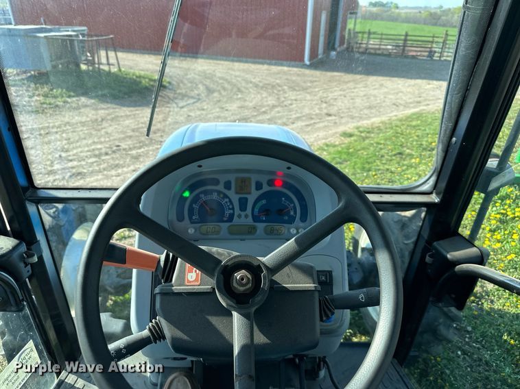 image for item DO4922 New Holland T5070  MFWD tractor