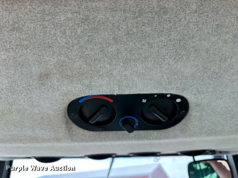 image for item DO4922 New Holland T5070  MFWD tractor