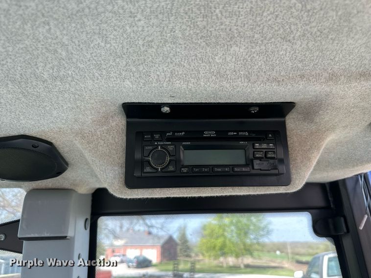 image for item DO4922 New Holland T5070  MFWD tractor