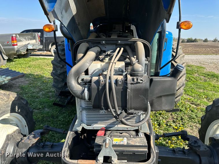 image for item DO4922 New Holland T5070  MFWD tractor