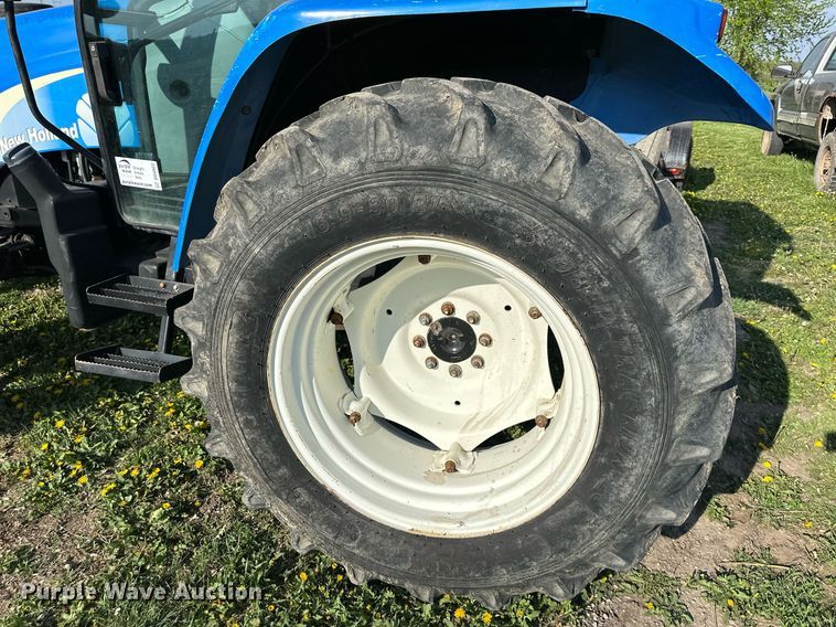 image for item DO4922 New Holland T5070  MFWD tractor