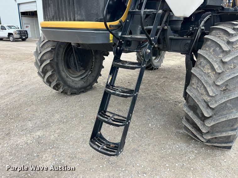 image for item DP0478 2013 AGCO RoGator 900  sprayer