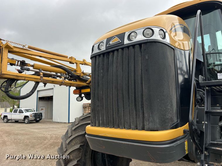 image for item DP0478 2013 AGCO RoGator 900  sprayer