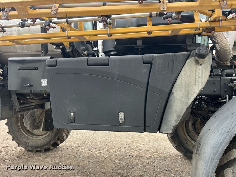 image for item DP0478 2013 AGCO RoGator 900  sprayer