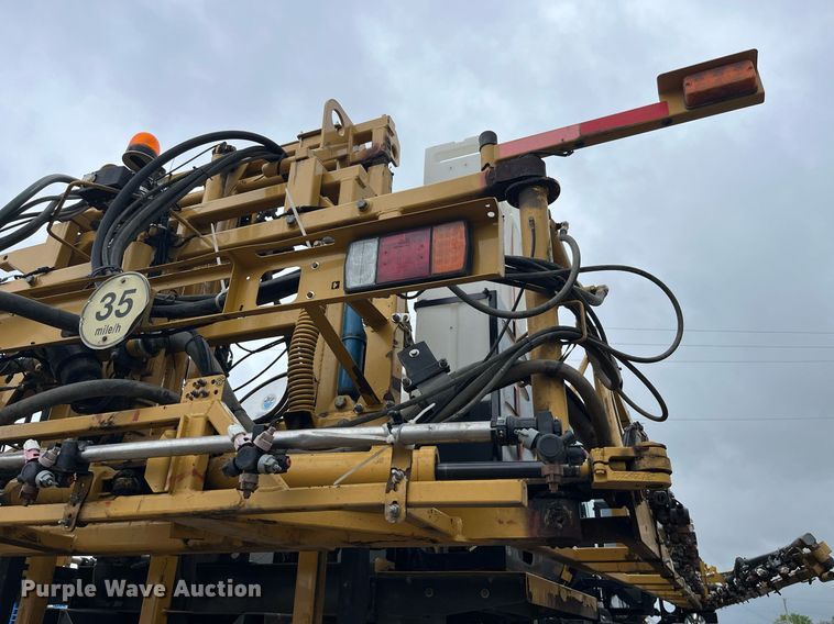 image for item DP0478 2013 AGCO RoGator 900  sprayer