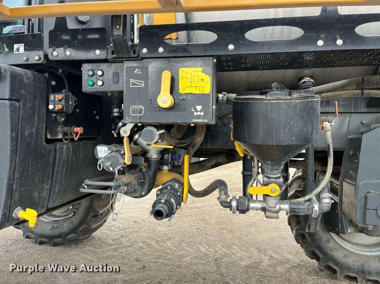 image for item DP0478 2013 AGCO RoGator 900  sprayer