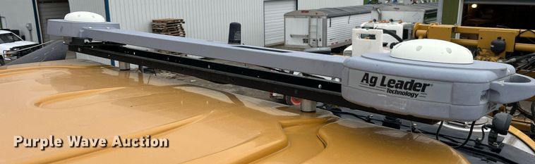 image for item DP0478 2013 AGCO RoGator 900  sprayer