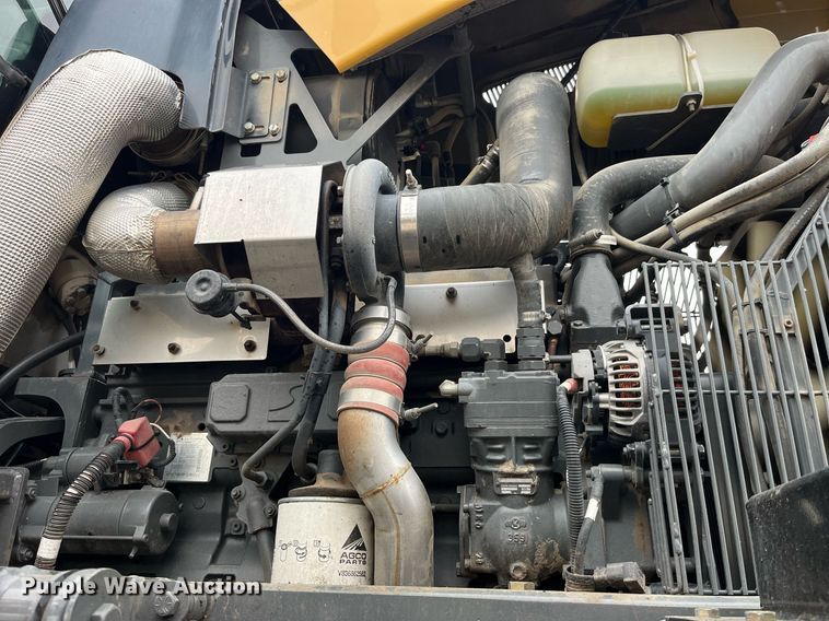 image for item DP0478 2013 AGCO RoGator 900  sprayer