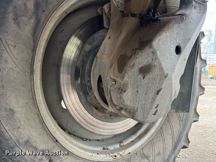 image for item DP0478 2013 AGCO RoGator 900  sprayer