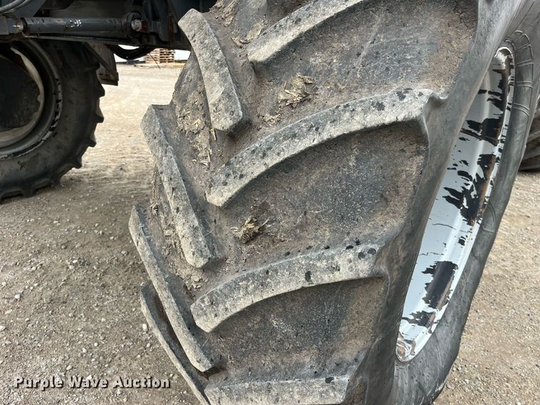 image for item DP0478 2013 AGCO RoGator 900  sprayer