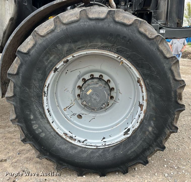 image for item DP0478 2013 AGCO RoGator 900  sprayer