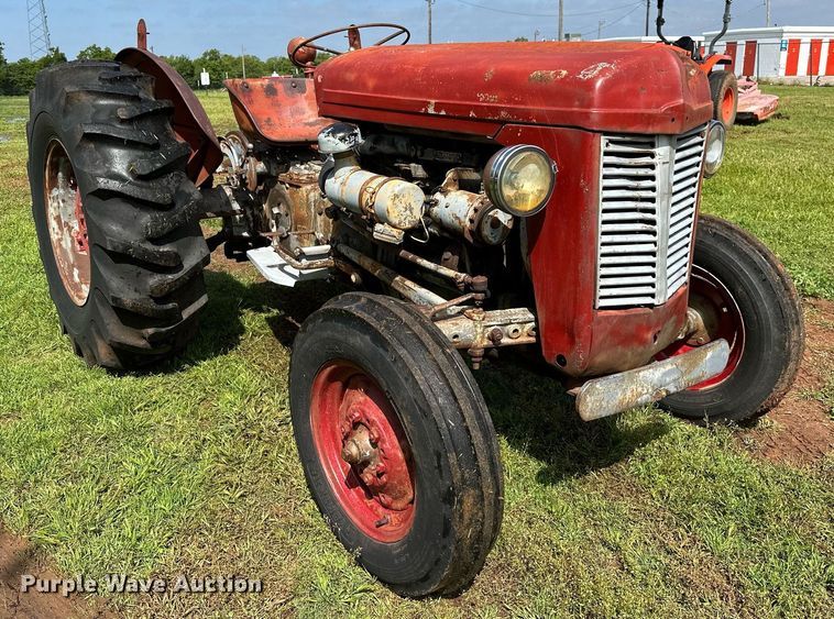 image for item DP3077 Massey Ferguson 35  tractor