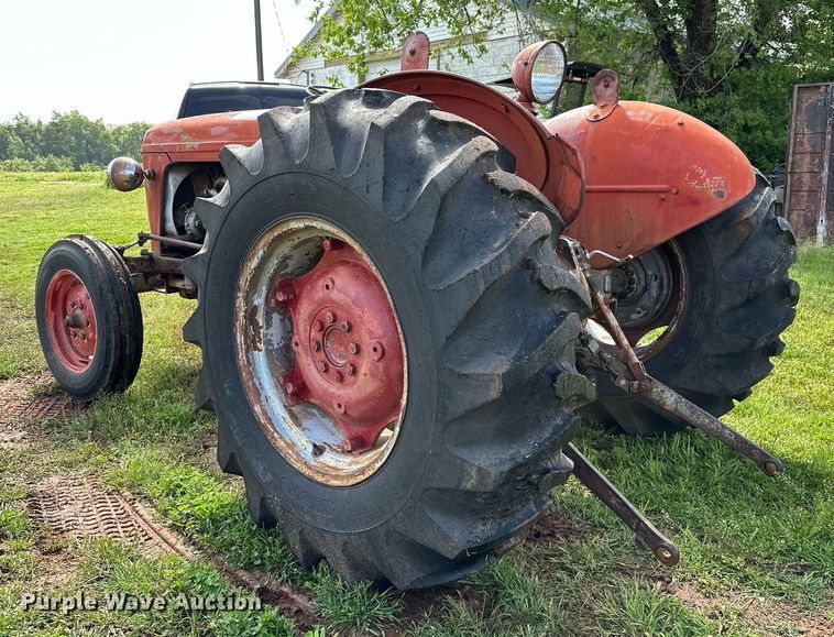 image for item DP3077 Massey Ferguson 35  tractor
