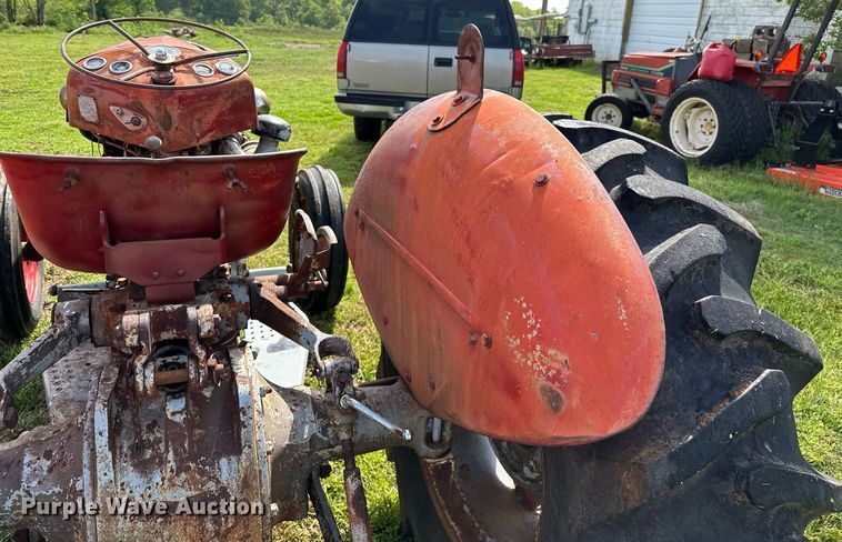 image for item DP3077 Massey Ferguson 35  tractor