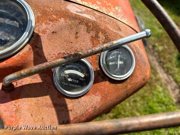 image for item DP3077 Massey Ferguson 35  tractor