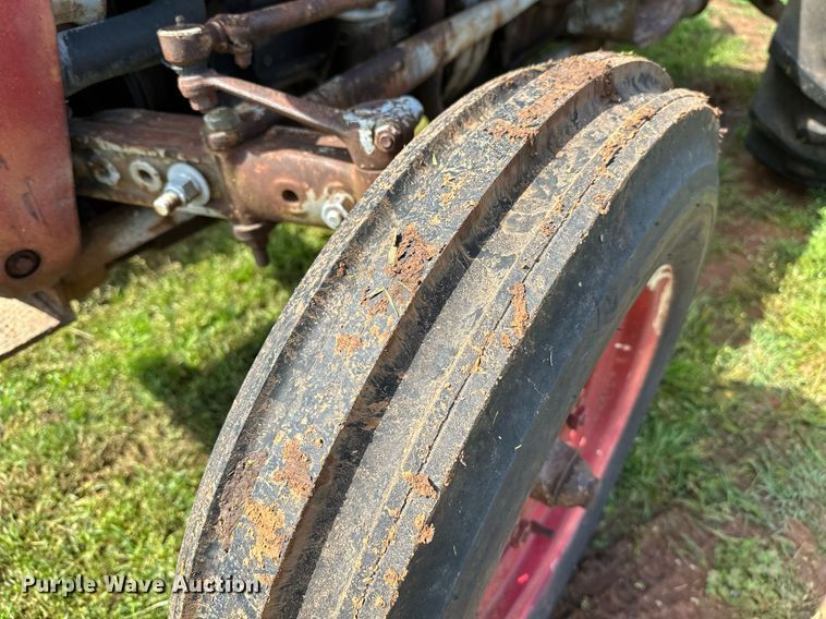 image for item DP3077 Massey Ferguson 35  tractor